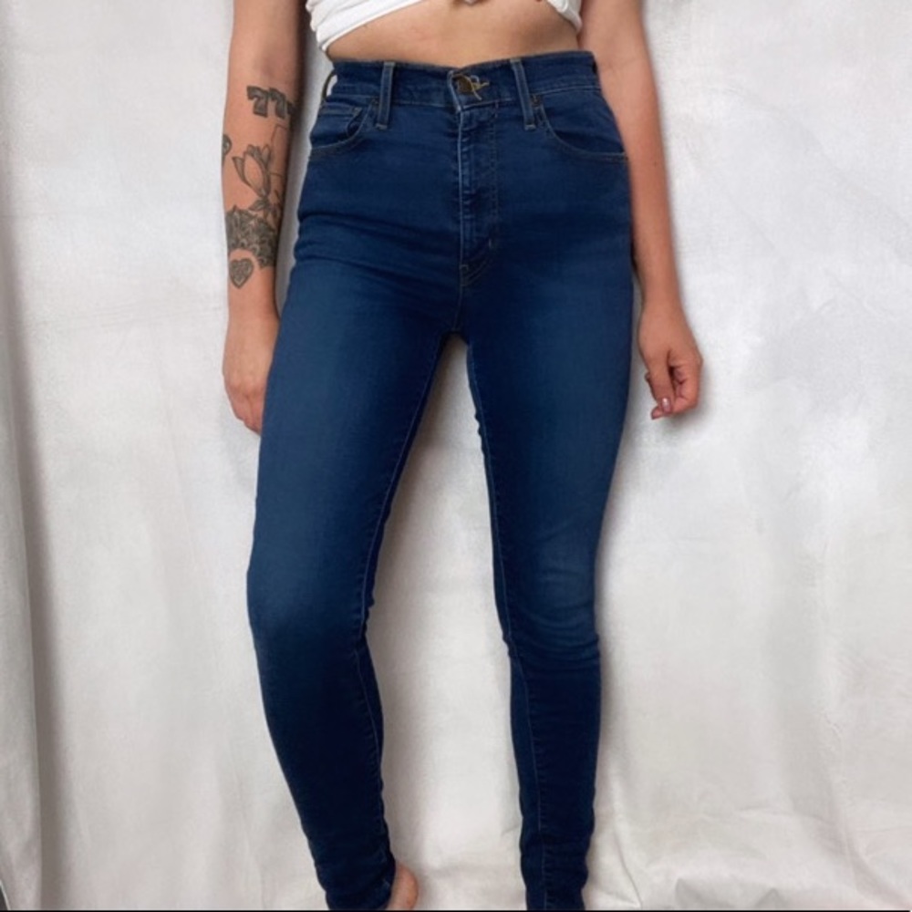 SOLD LEVIS MILE HIGH WAIST ACE OF HEARTS JEANS - Picture 4 of 11
